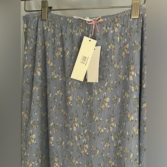 NWT All in favor floral‎ crinkle midi skirt in blue/white/yellow size XL - Picture 9 of 10